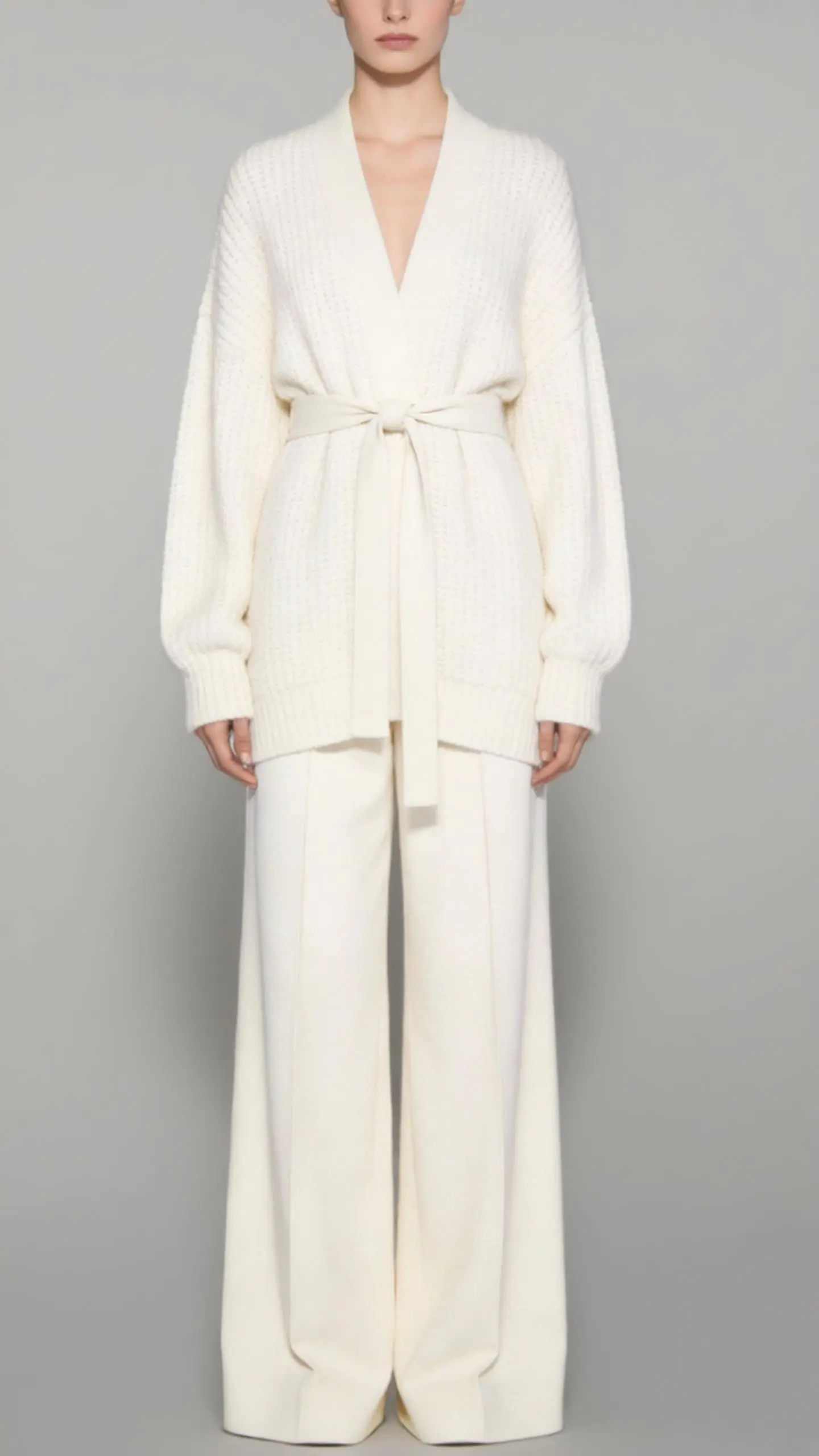 jimeng-2026-02-05-2784-生成不同时装周的服装，各式各样的，纯服装的空镜.webp